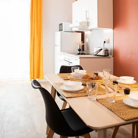 Green Appart Le Chene Rouge Avec Jardin Prive Apartment